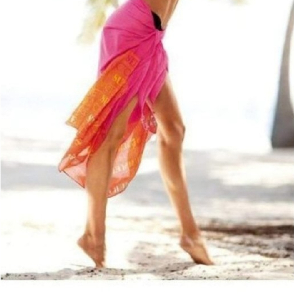 Victoria Secret "Summer Love" scarf